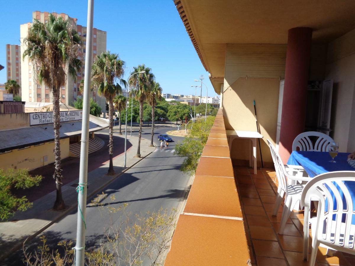 Apartamento Calle Fundadores Isla Cristina Εξωτερικό φωτογραφία